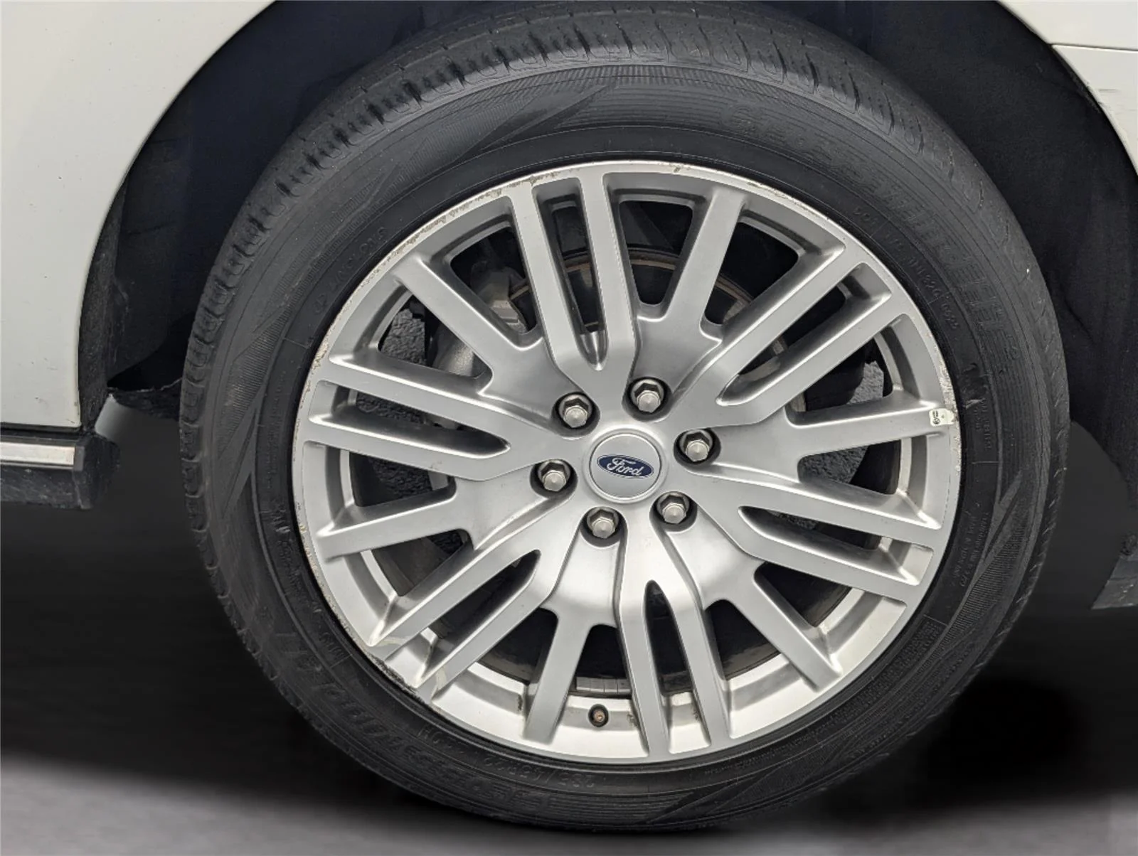 Used 2024 Oxford White Ford Limited image 38