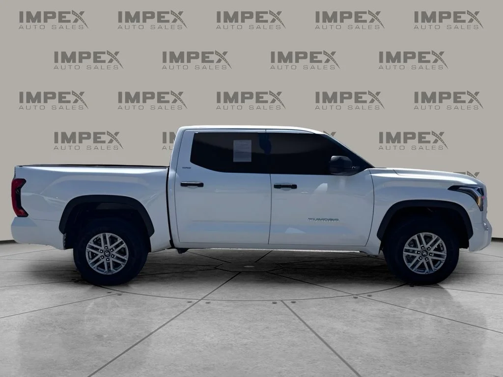 Used 2025 White Toyota SR5 image 6