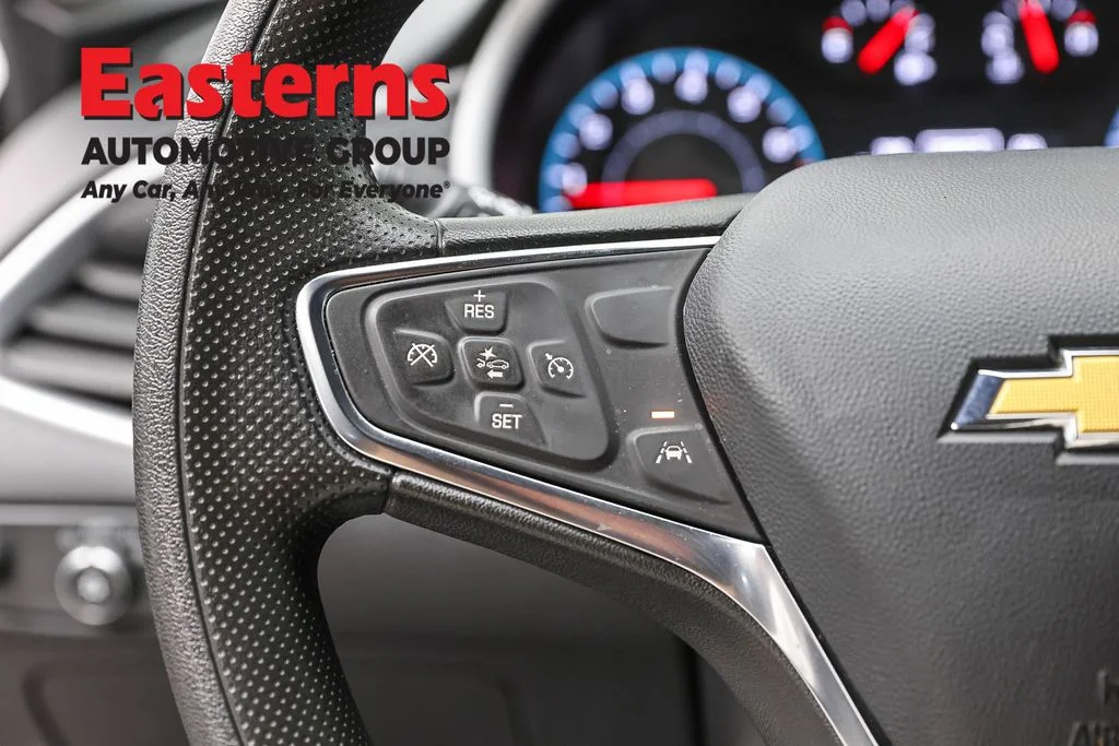 Used 2025 Black Chevrolet LT image 15
