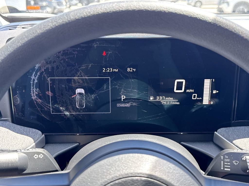 Used 2025 White Nissan SV image 10