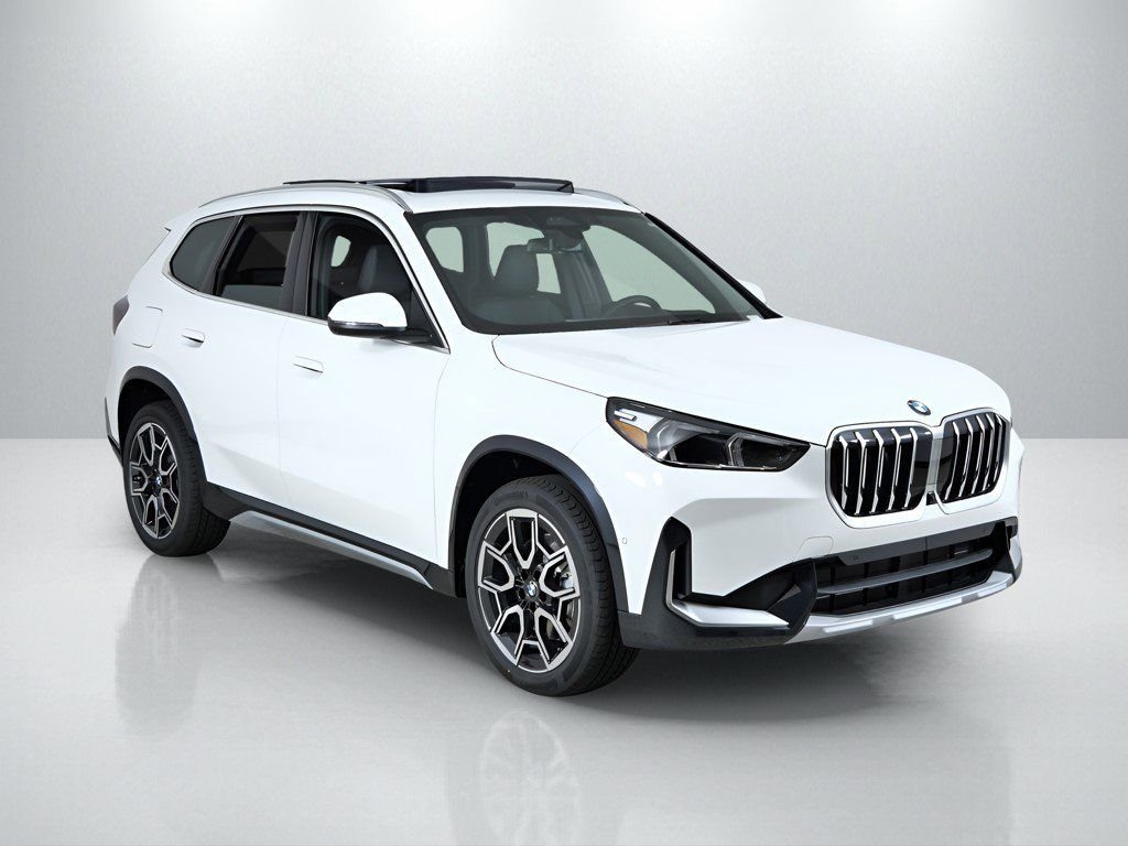 Used 2026 Alpine White BMW xDrive28i image 8
