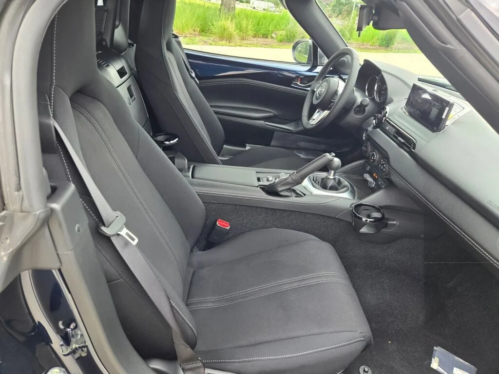 2026 Mazda MX-5 Miata Club - Photo 4