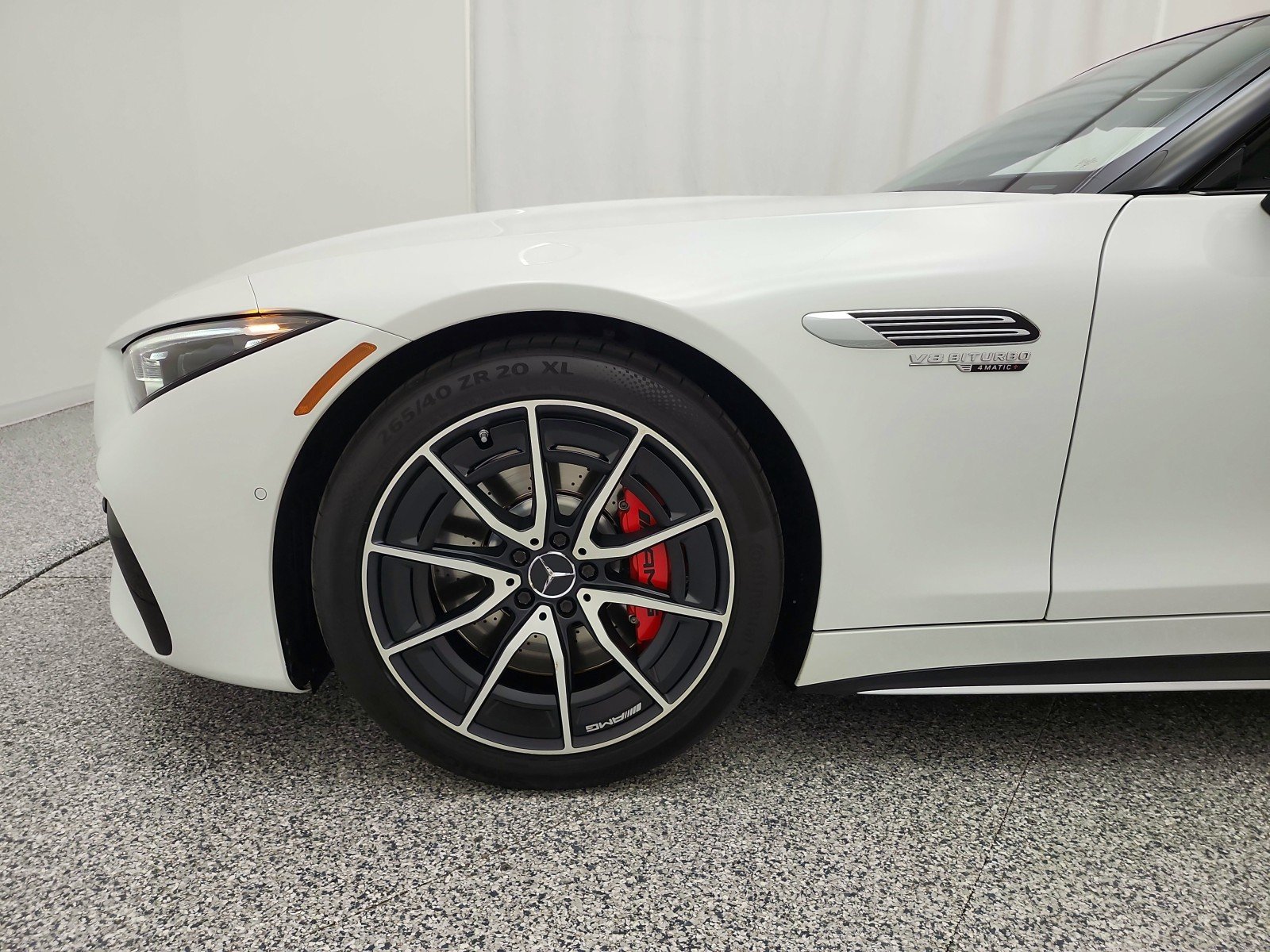 Certified Used 2023 MANUFAKTUR Moonlight White Metallic Mercedes-Benz AMG® SL 55 Roadster image 21