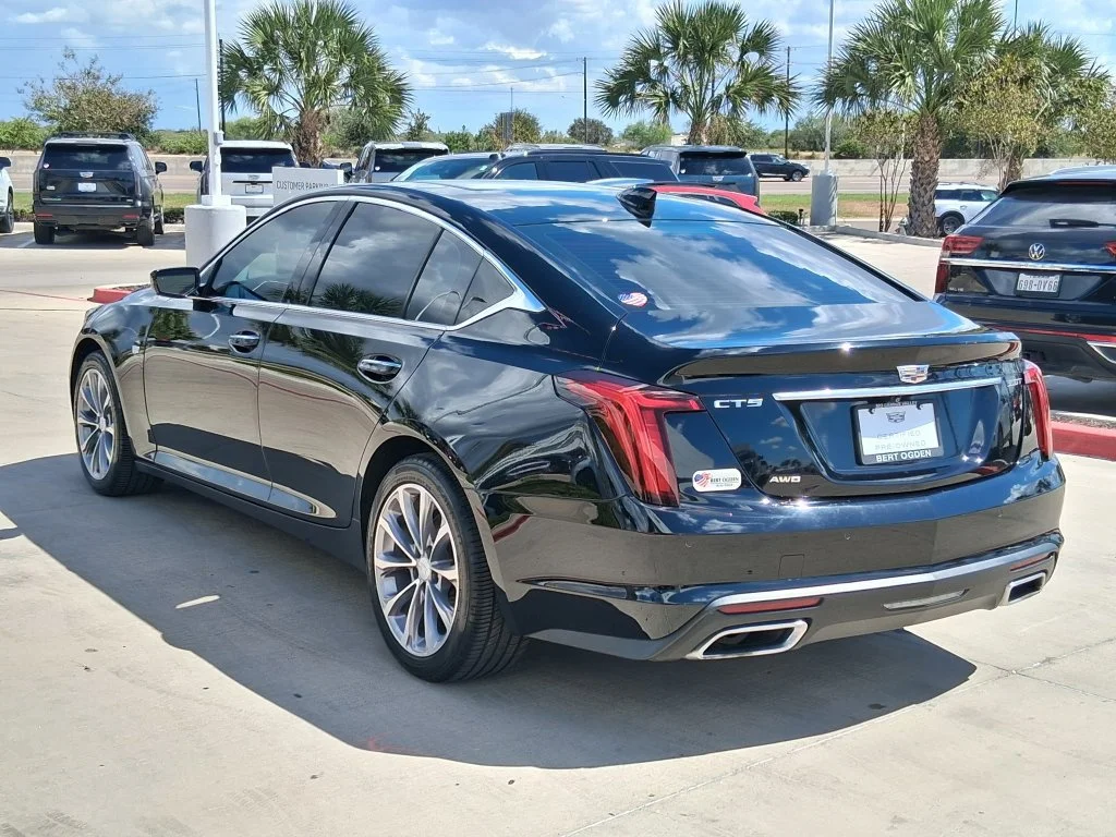 Used 2022 BLACK RAVEN Cadillac Premium Luxury image 3