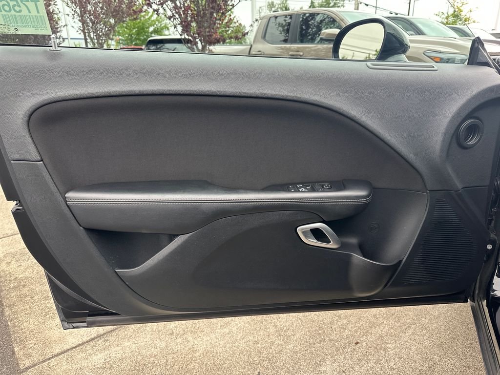 Used 2021 Pitch Black Clearcoat Dodge R/T image 11
