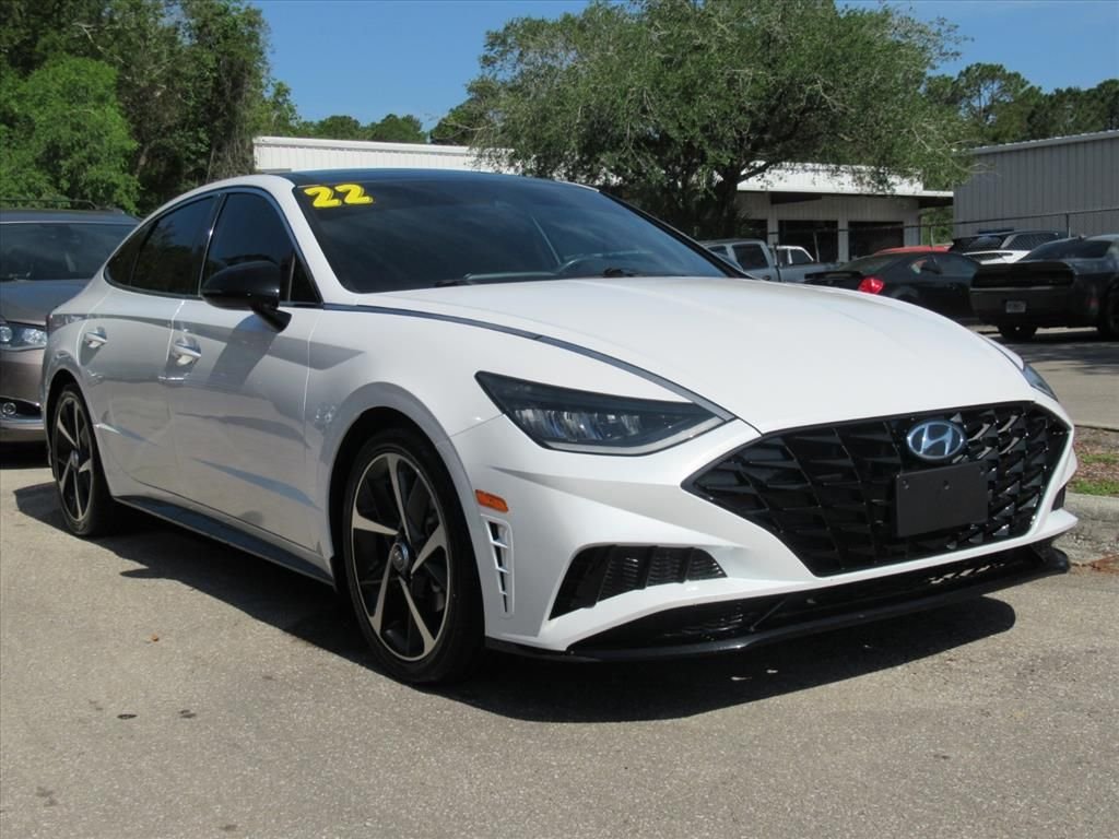 2022 Hyundai Sonata SEL Plus's photo