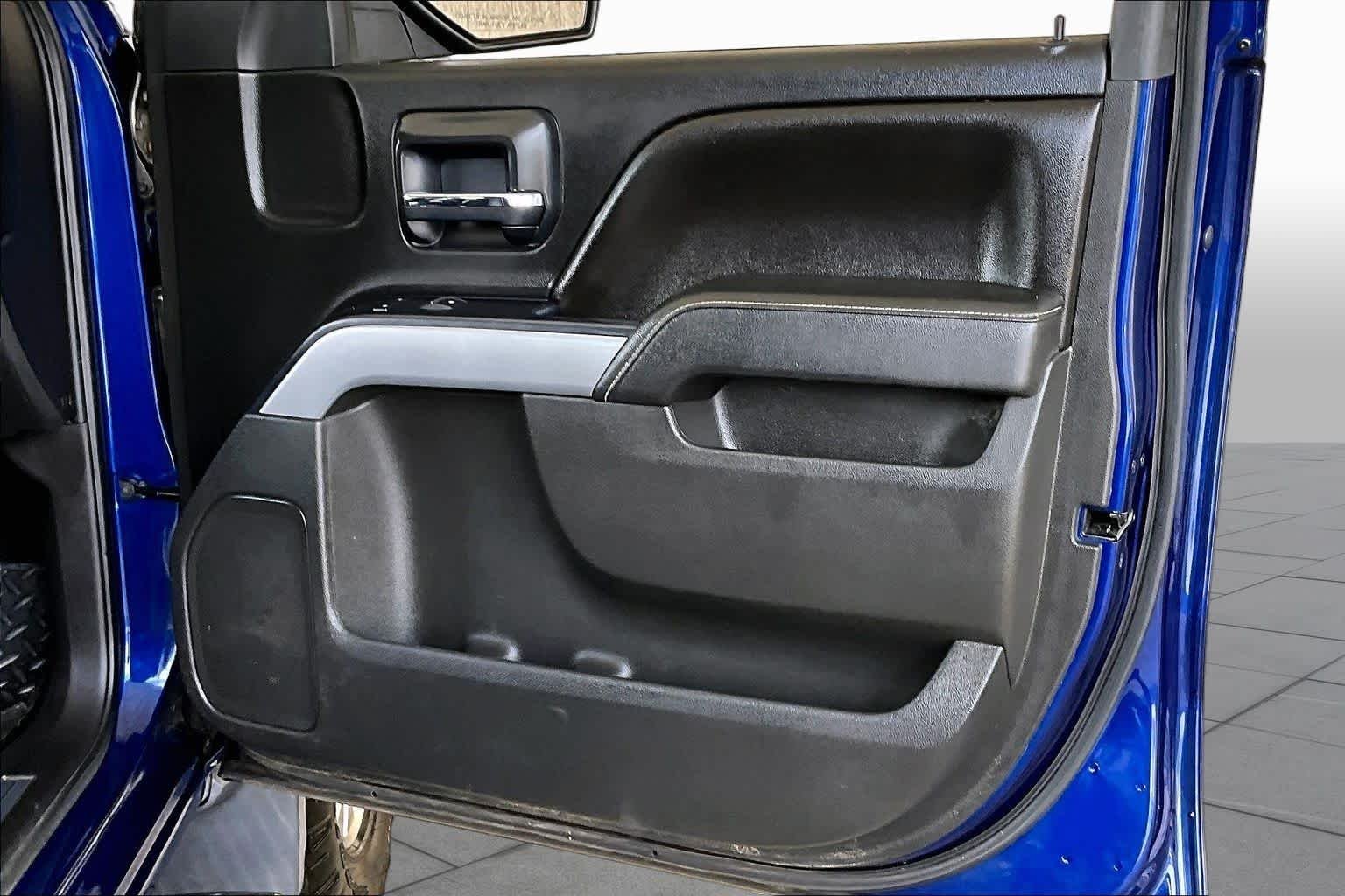 Used 2014 Blue Topaz Metallic Chevrolet LT image 21