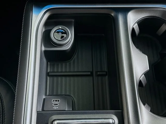 New 2026 Gray Ford Platinum image 21
