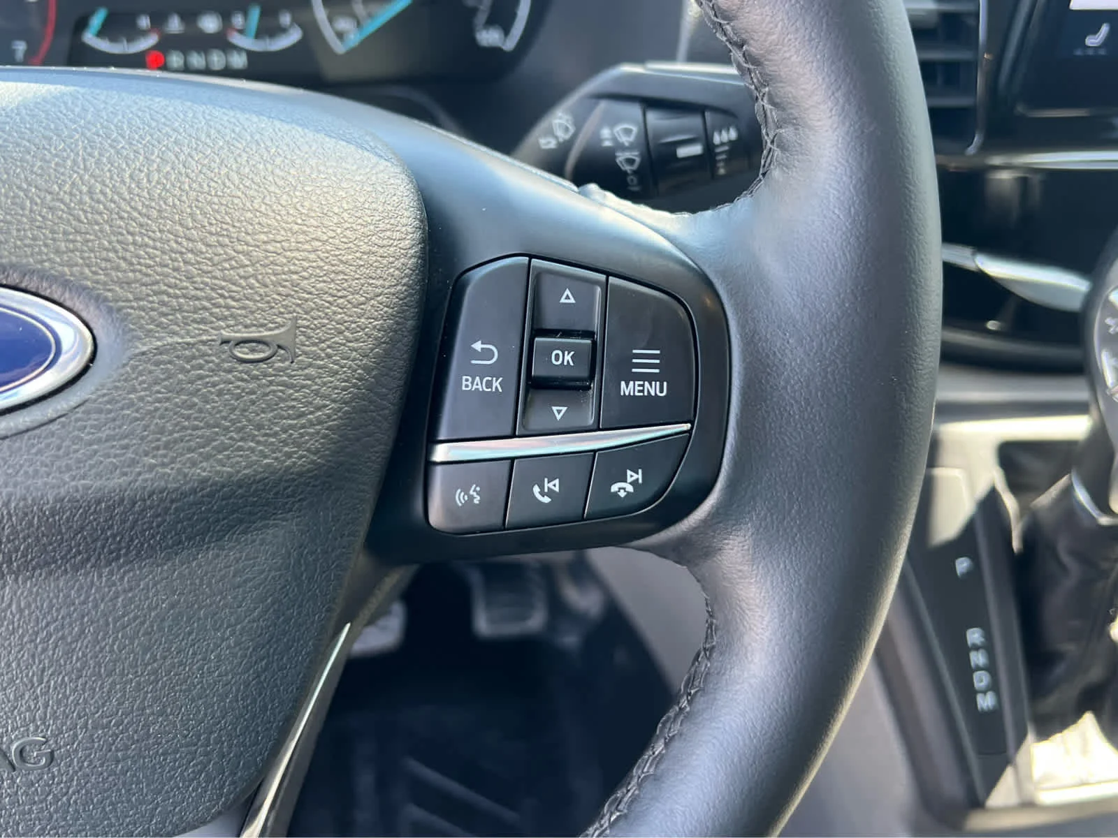 2025 Ford Transit Passenger Van XLT - Photo 32