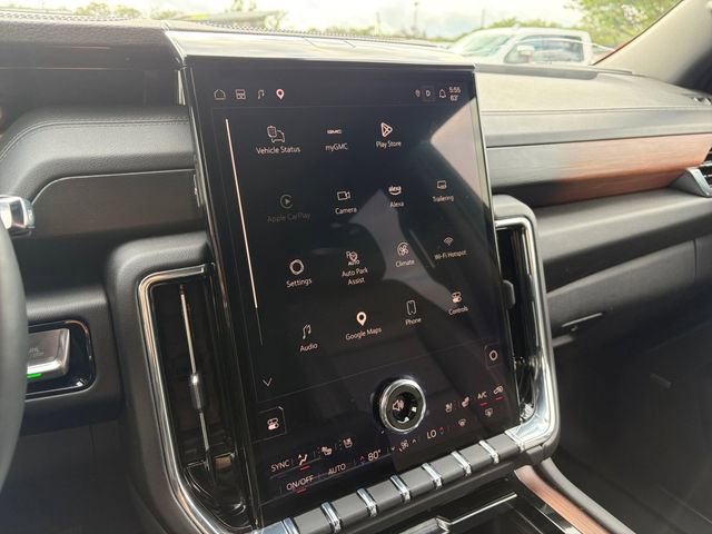 2025 GMC Yukon XL Denali - Photo 10