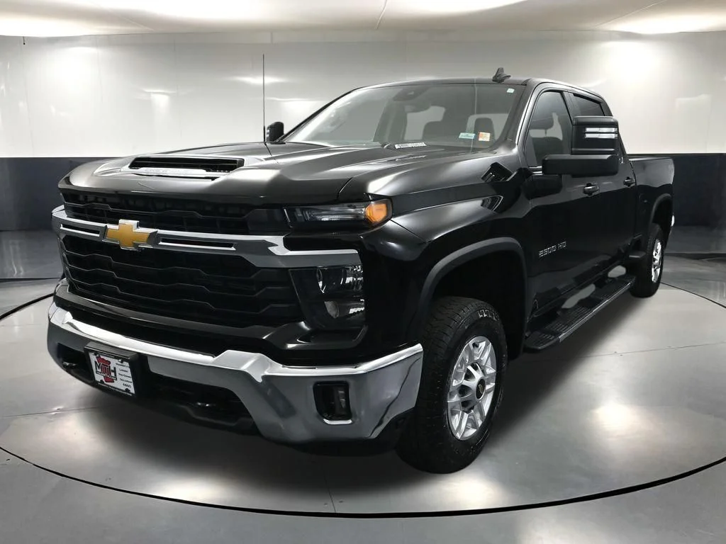 Certified Used 2025 Black Chevrolet LT image 12