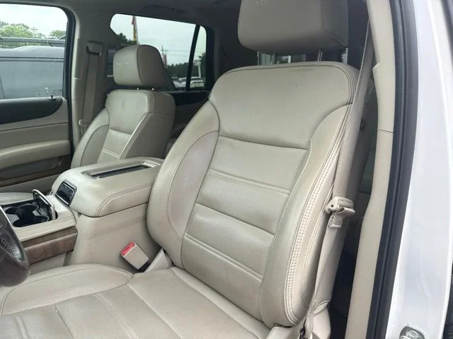 Used 2020 White GMC Denali image 8