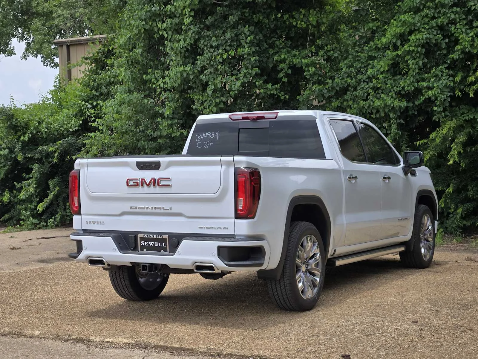 New 2026 Glacier White Tricoat GMC Denali image 4