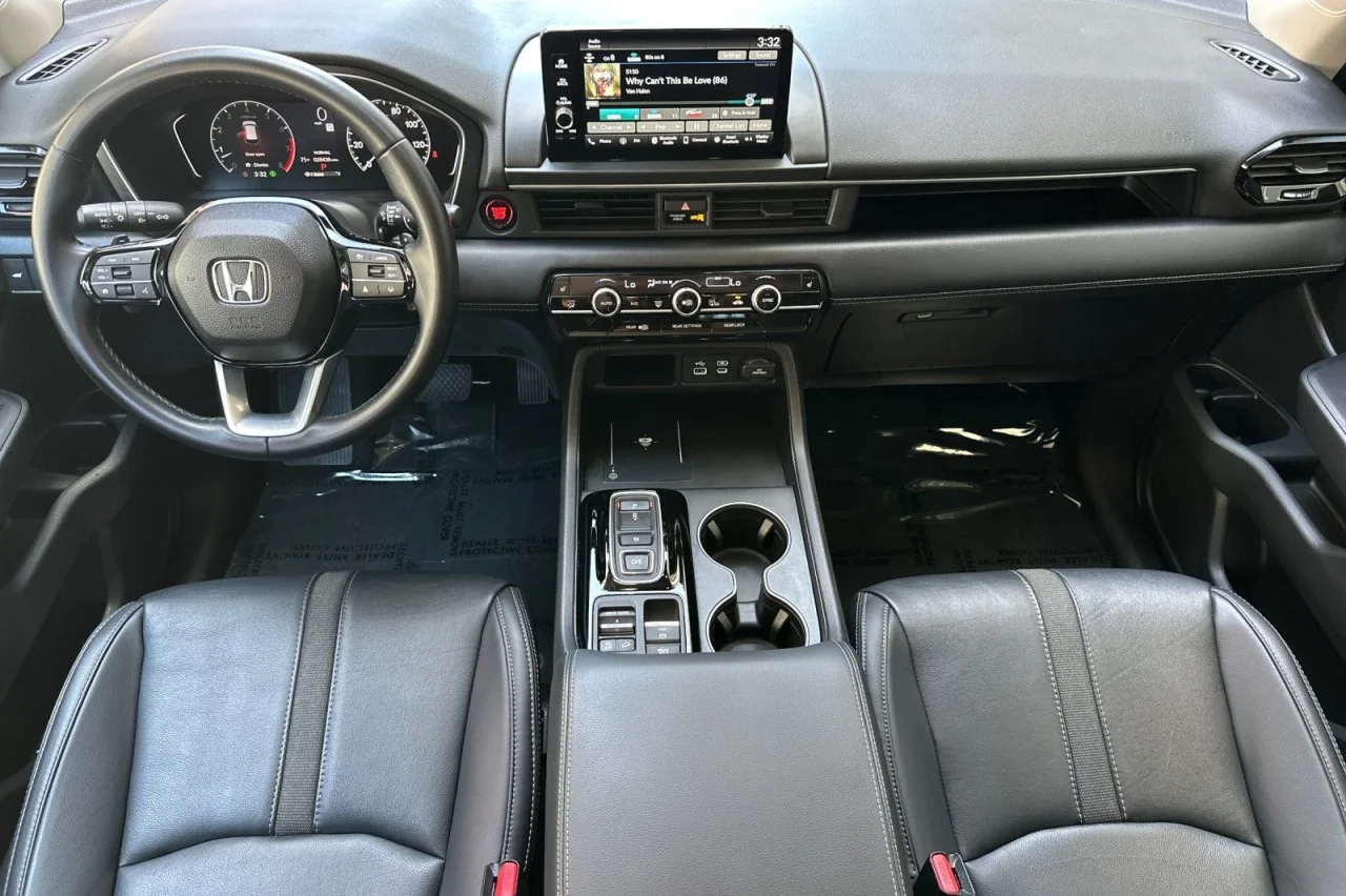 Used 2025 GRAY Honda EX-L image 12