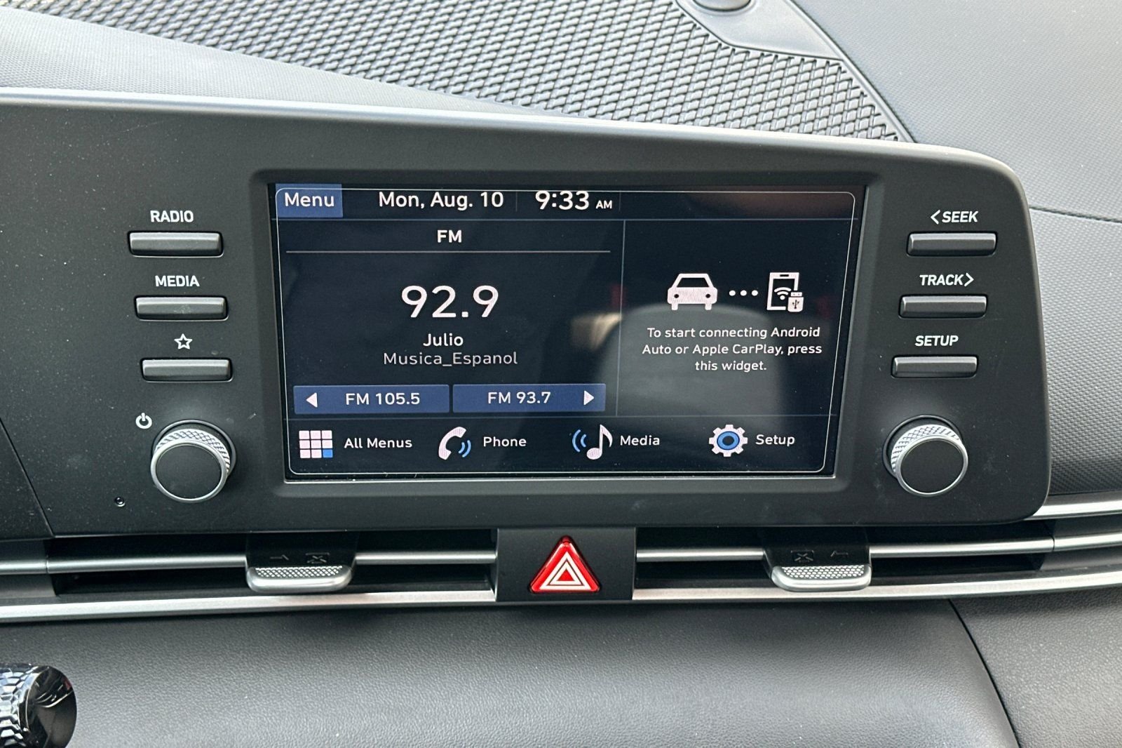 Certified Used 2025 Gray Hyundai SE image 18