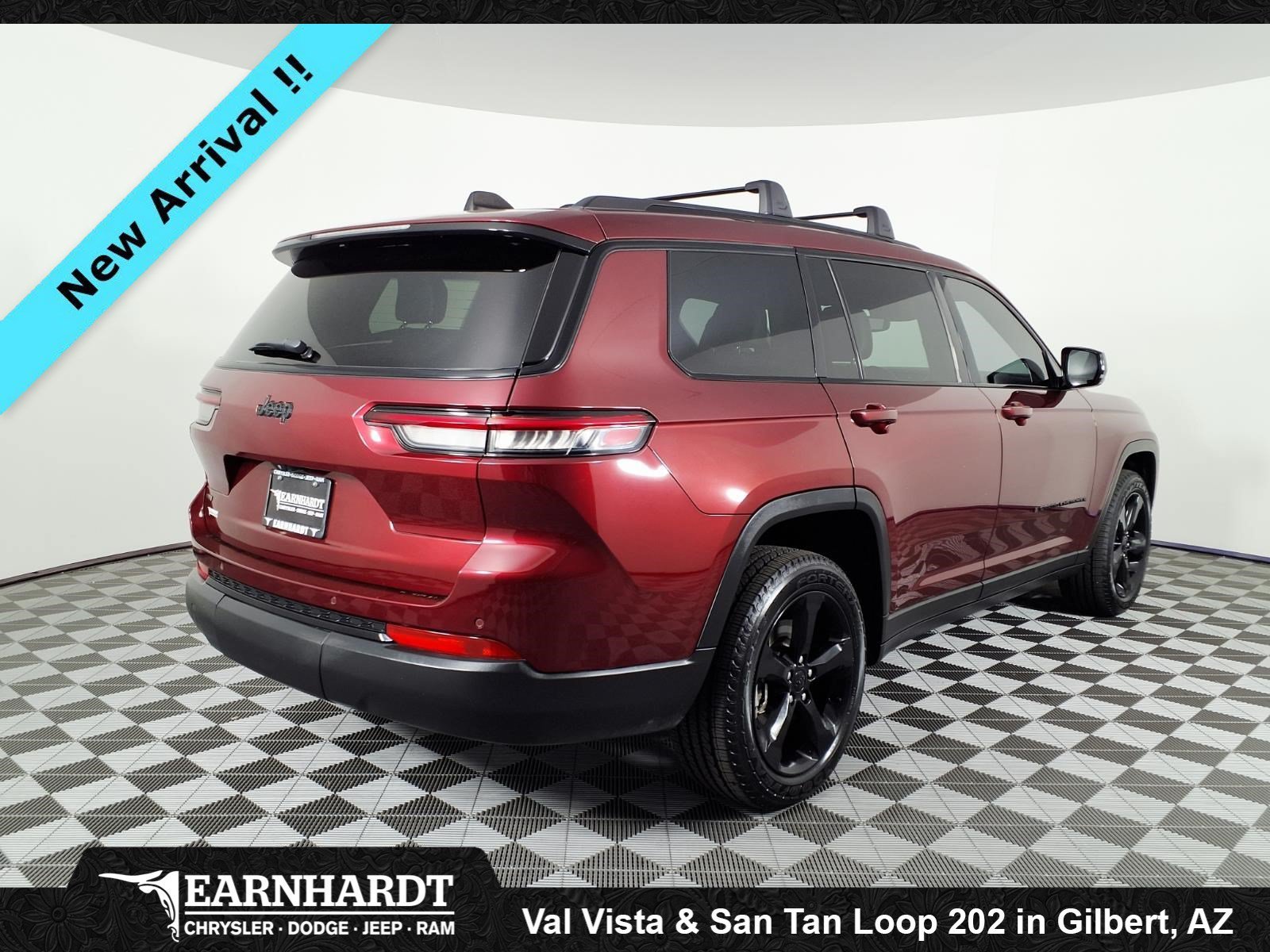 Certified Used 2023 Velvet Red Pearlcoat Jeep Altitude image 4
