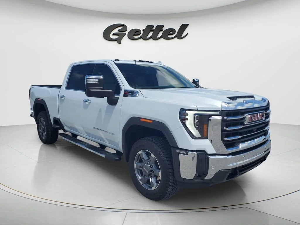 Used 2026 Glacier White Tricoat GMC SLT image 3
