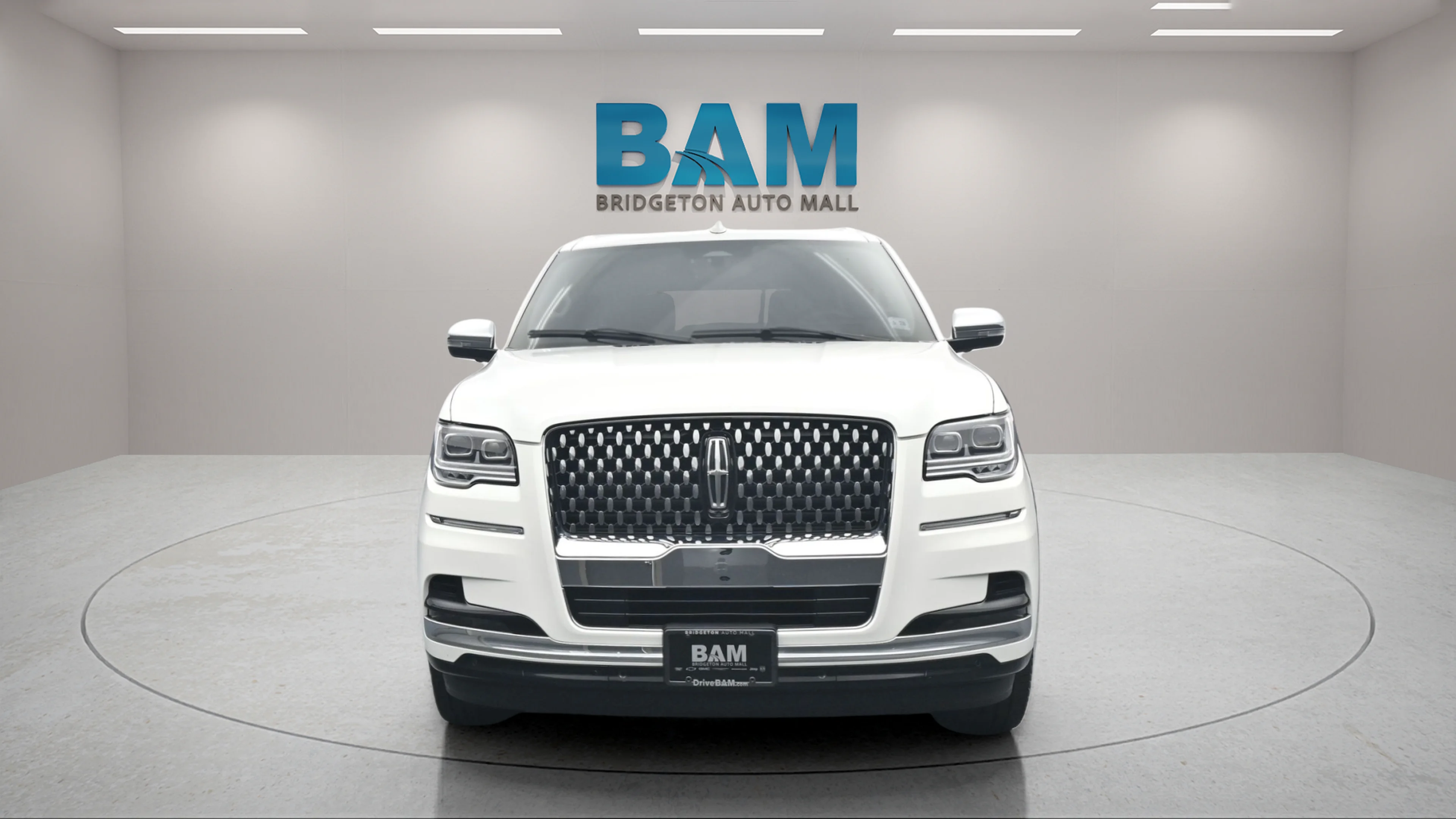 Used 2022  Lincoln Black Label image 2