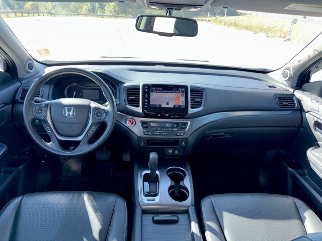 Used 2019 White Honda RTL-T image 8