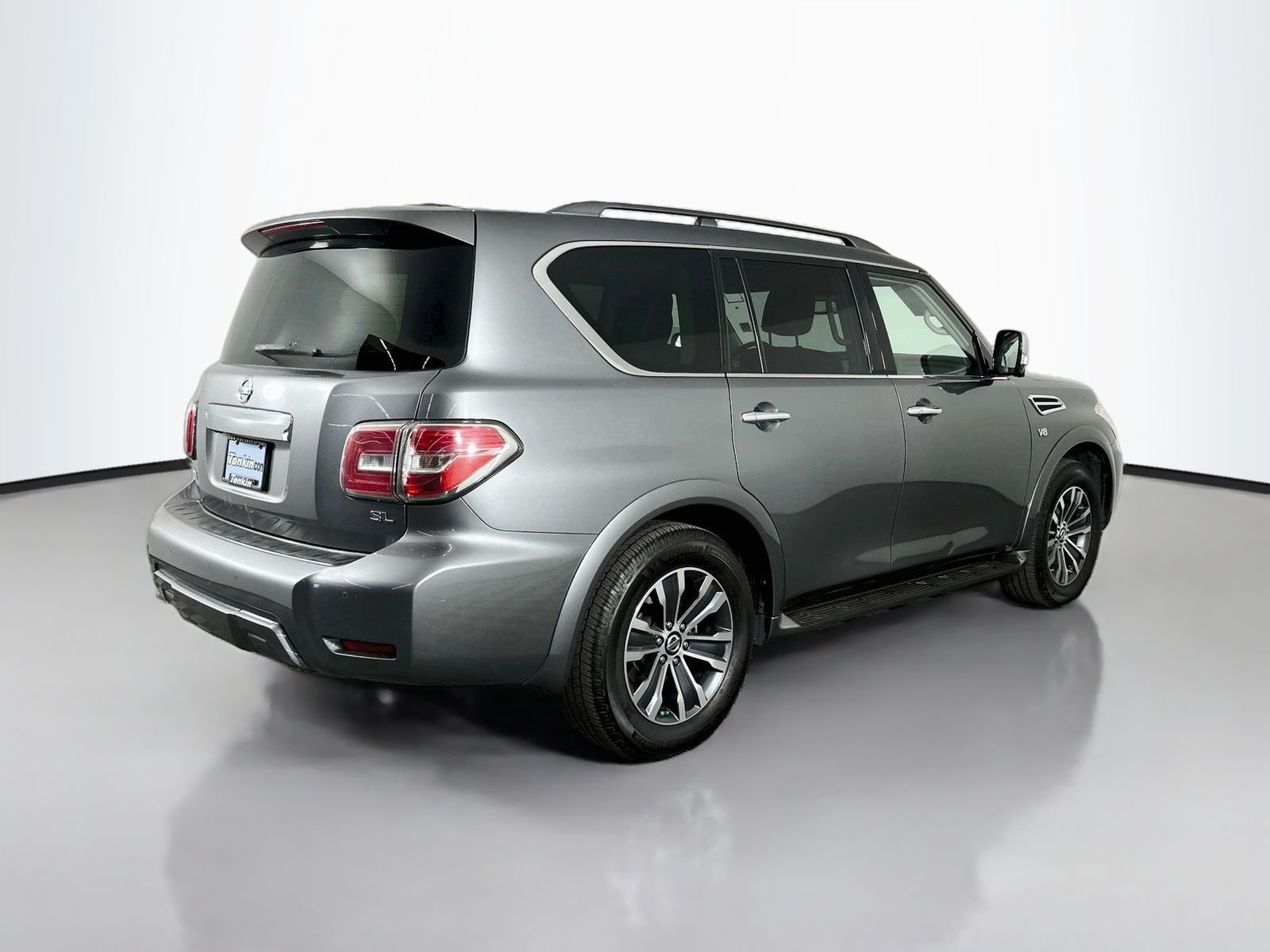 Used 2019 Gun Metallic Nissan SL image 7