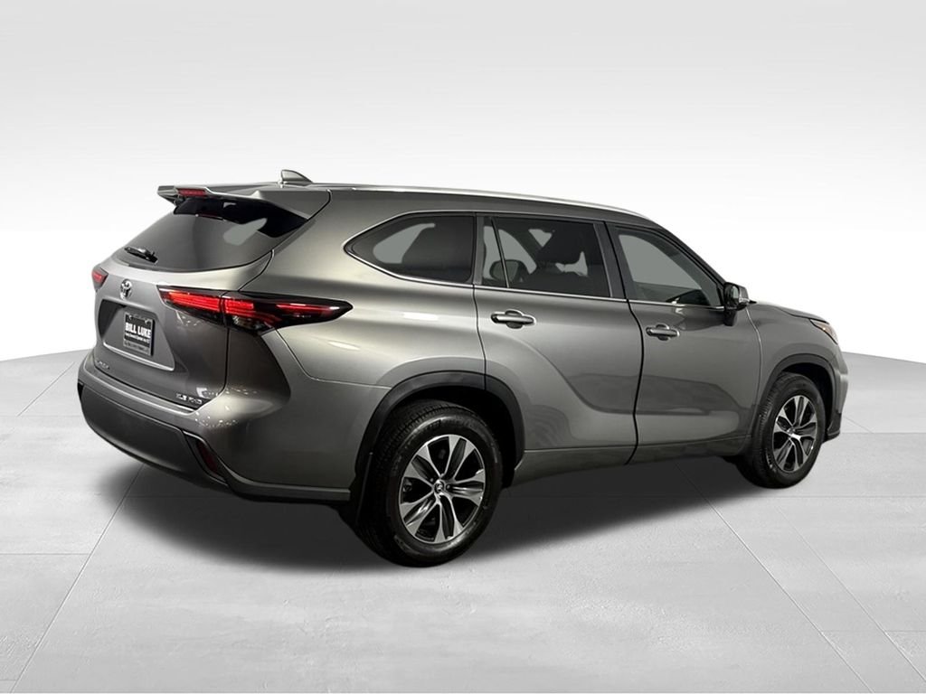 Used 2026 Heavy Metal Toyota XLE image 8
