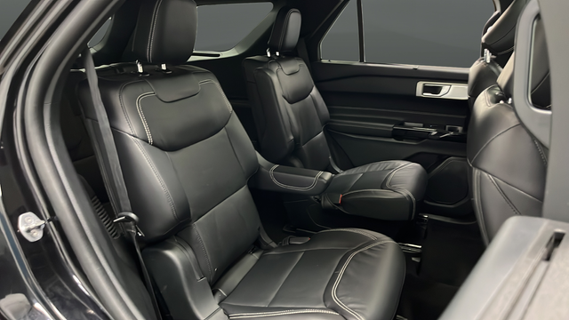 Used 2023 Agate Black Metallic Ford ST image 25