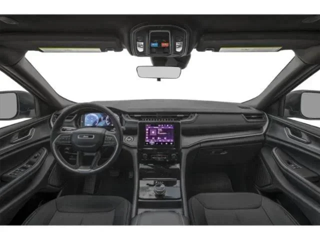 Used 2025 Baltic Gray Metallic Clearcoat Jeep Limited image 8
