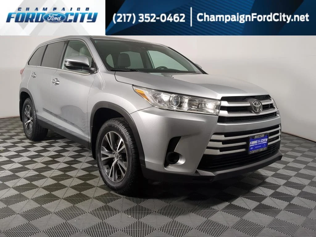 2019 Toyota Highlander LE 4x2's photo