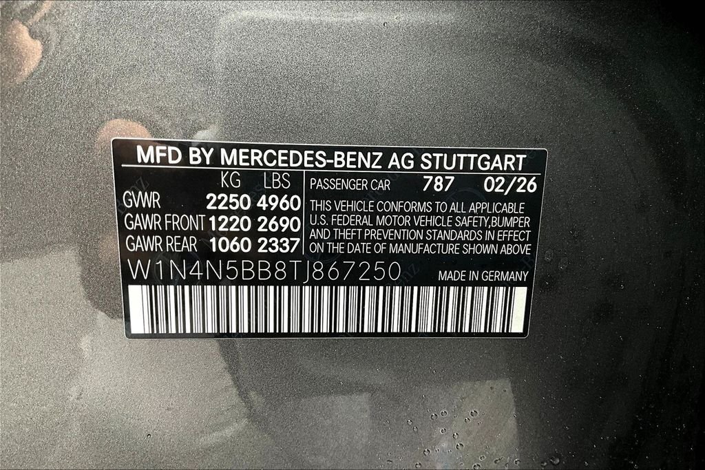 New 2026 Mountain Grey Metallic Mercedes-Benz GLA 35 AMG® image 13