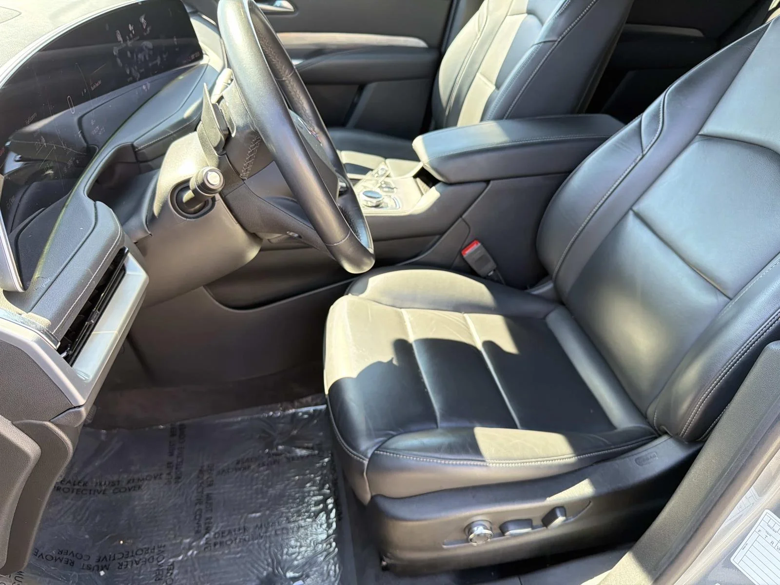 2024 Cadillac XT4 Premium Luxury - Photo 19