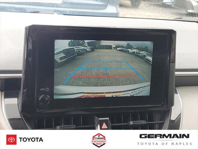 Certified Used 2025 WIND CHILL PEARL Toyota  image 26