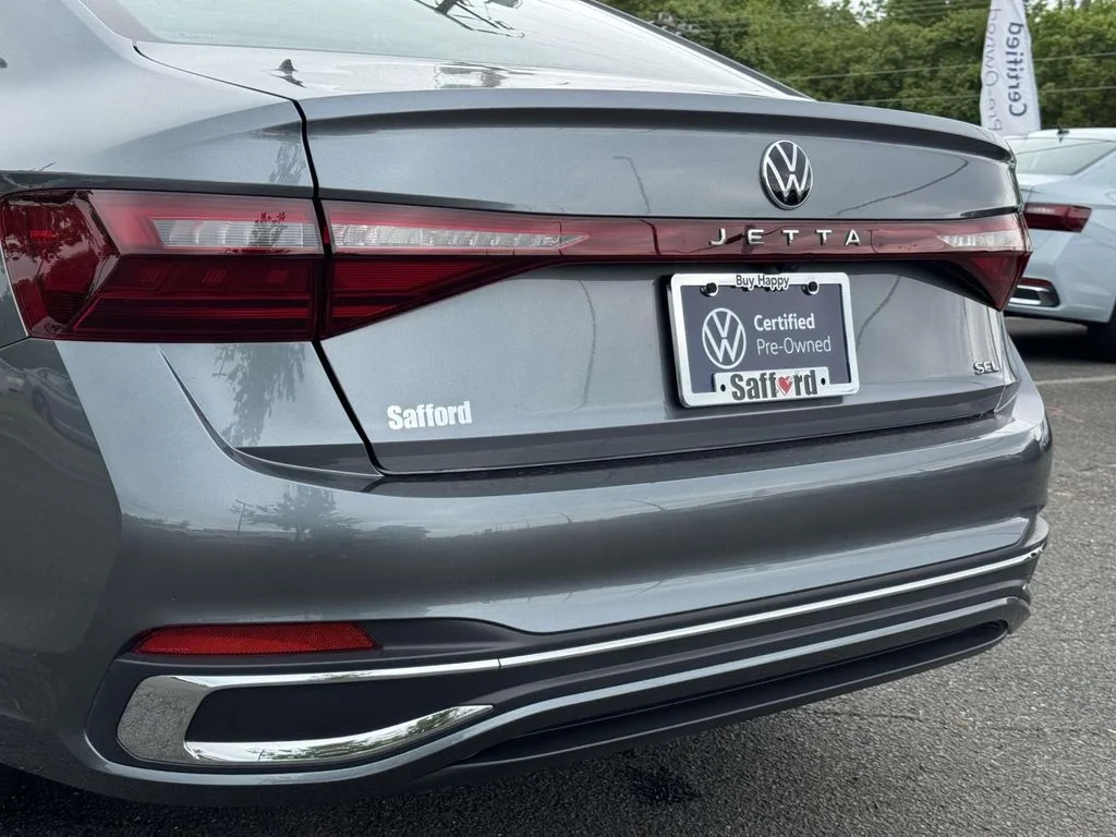 Used 2025 Gray Volkswagen 1.5T SEL image 11