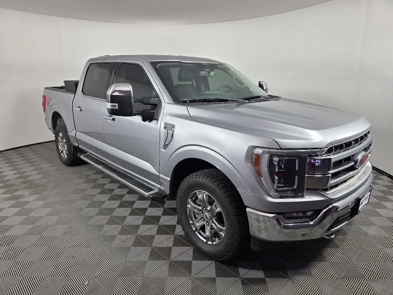 Used 2022  Ford LARIAT image 11