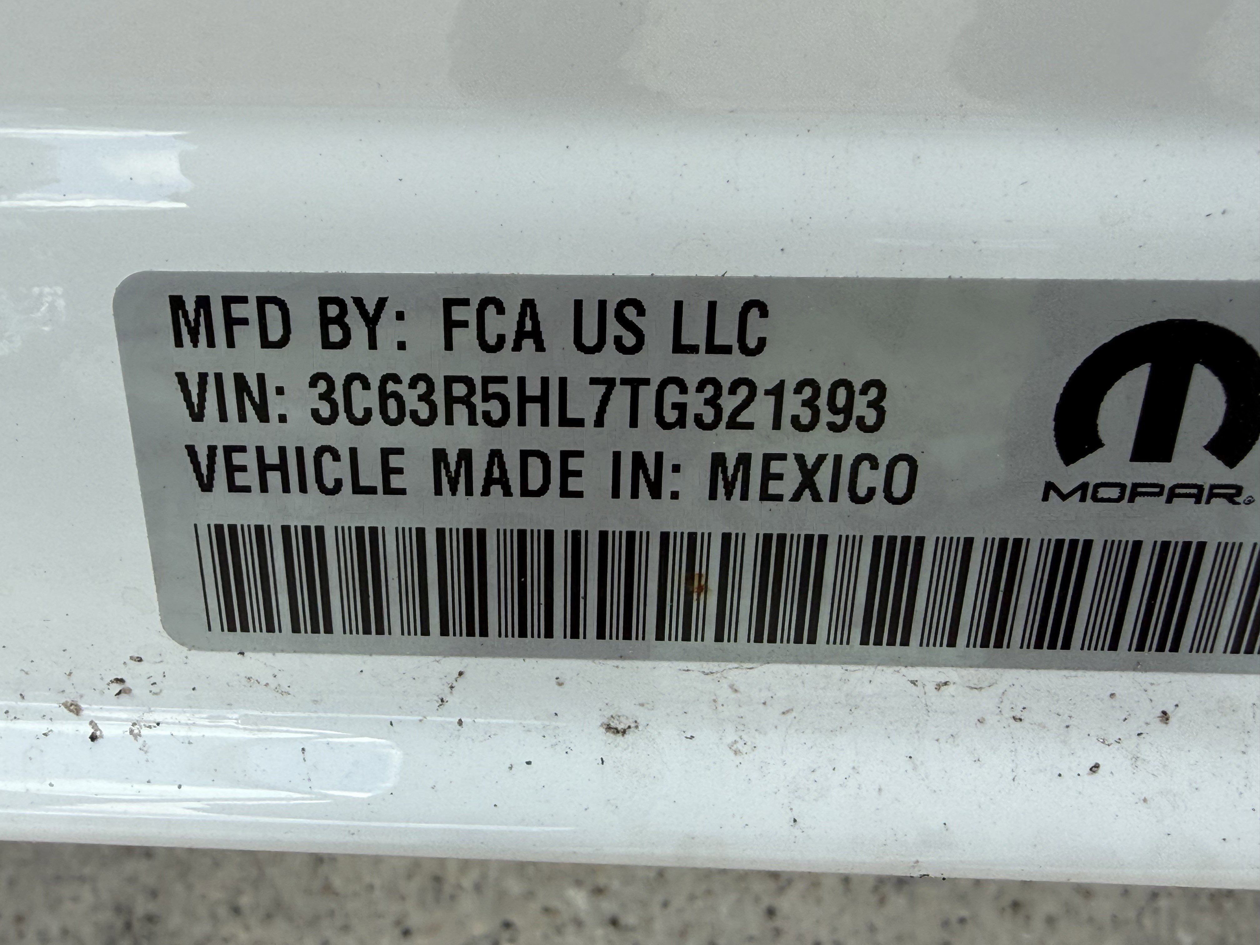 New 2026 Bright White Clear-Coat Exterior Paint RAM Tradesman image 17