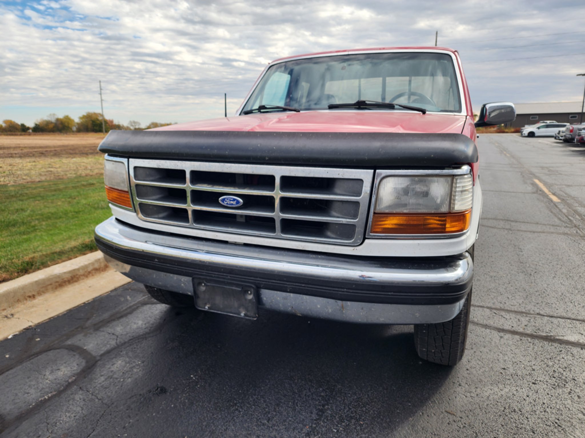 Used 1995  Ford XL image 2