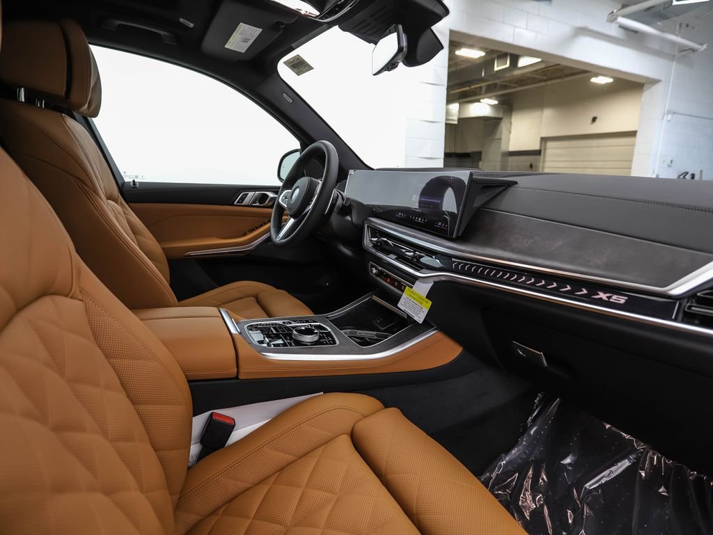 New 2026 Blue BMW xDrive50e image 30
