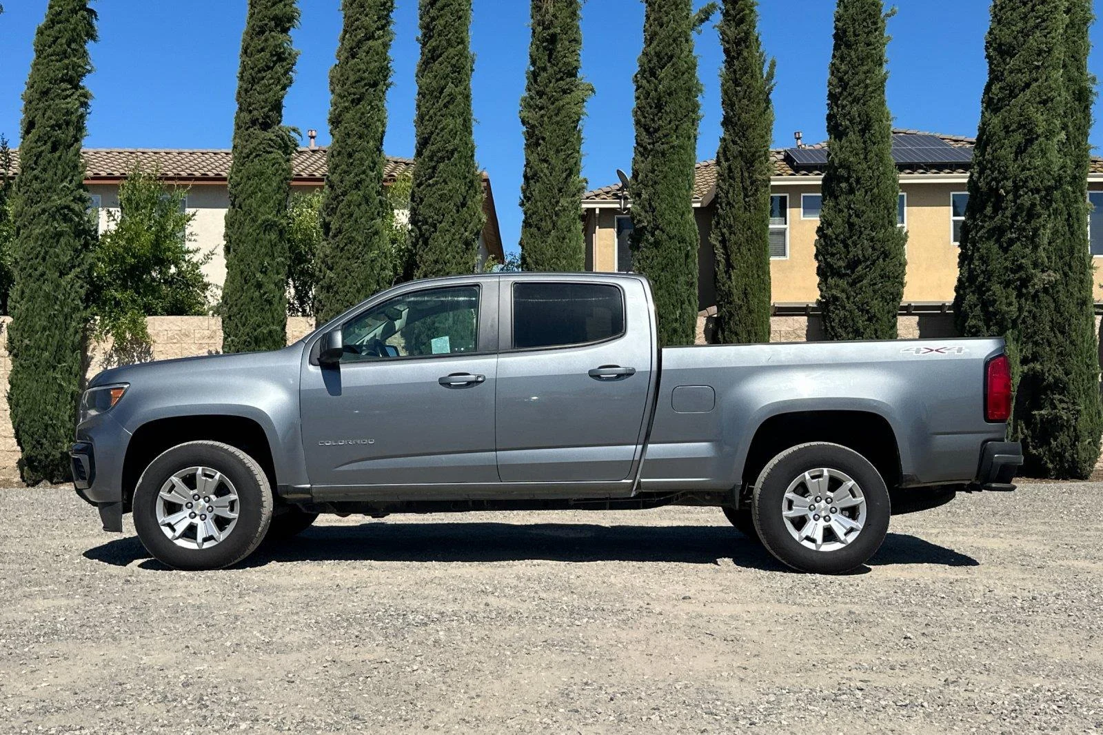 2022 Chevrolet Colorado LT - Photo 6
