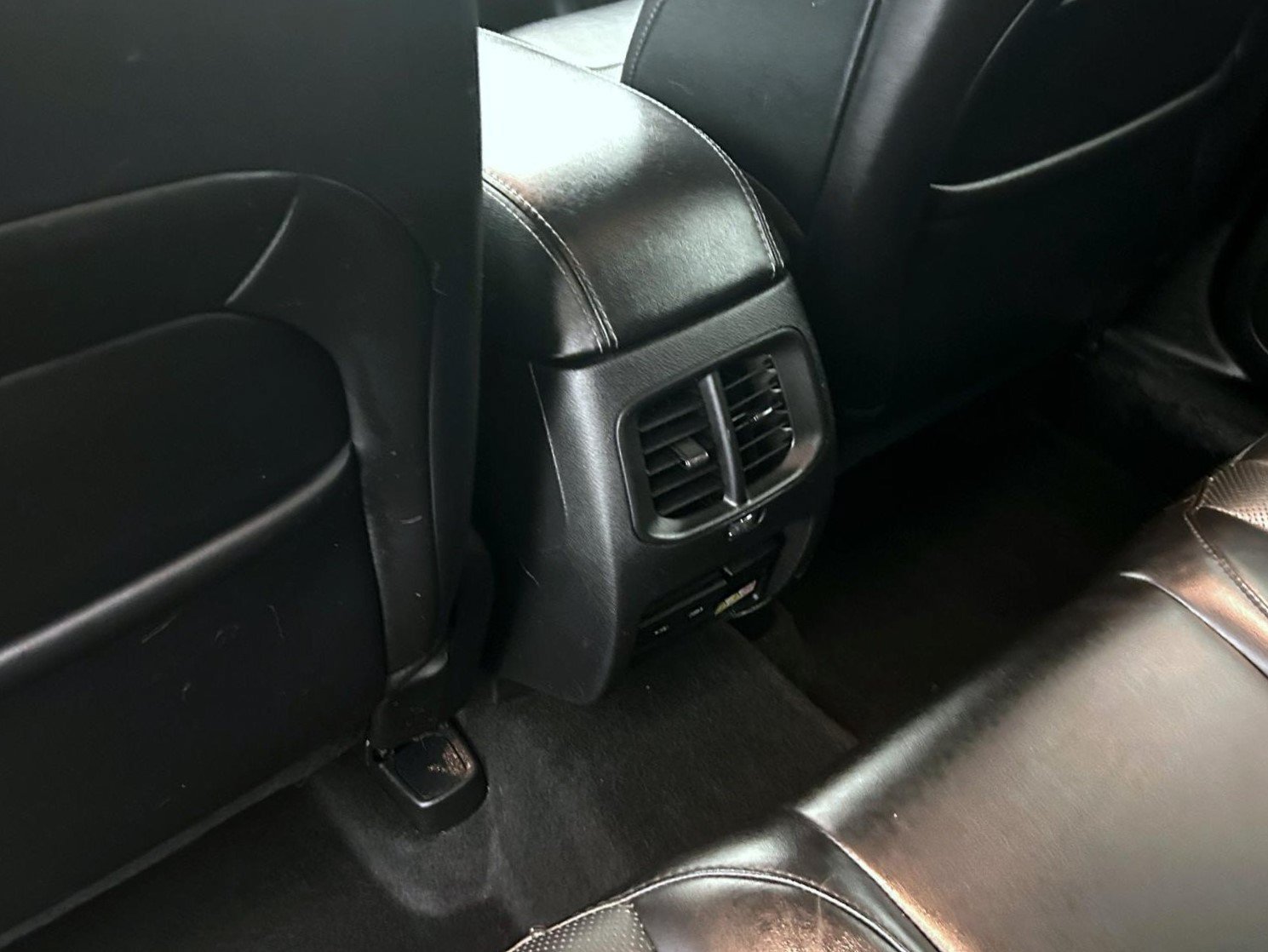 Used 2019 Black Jeep Limited image 21