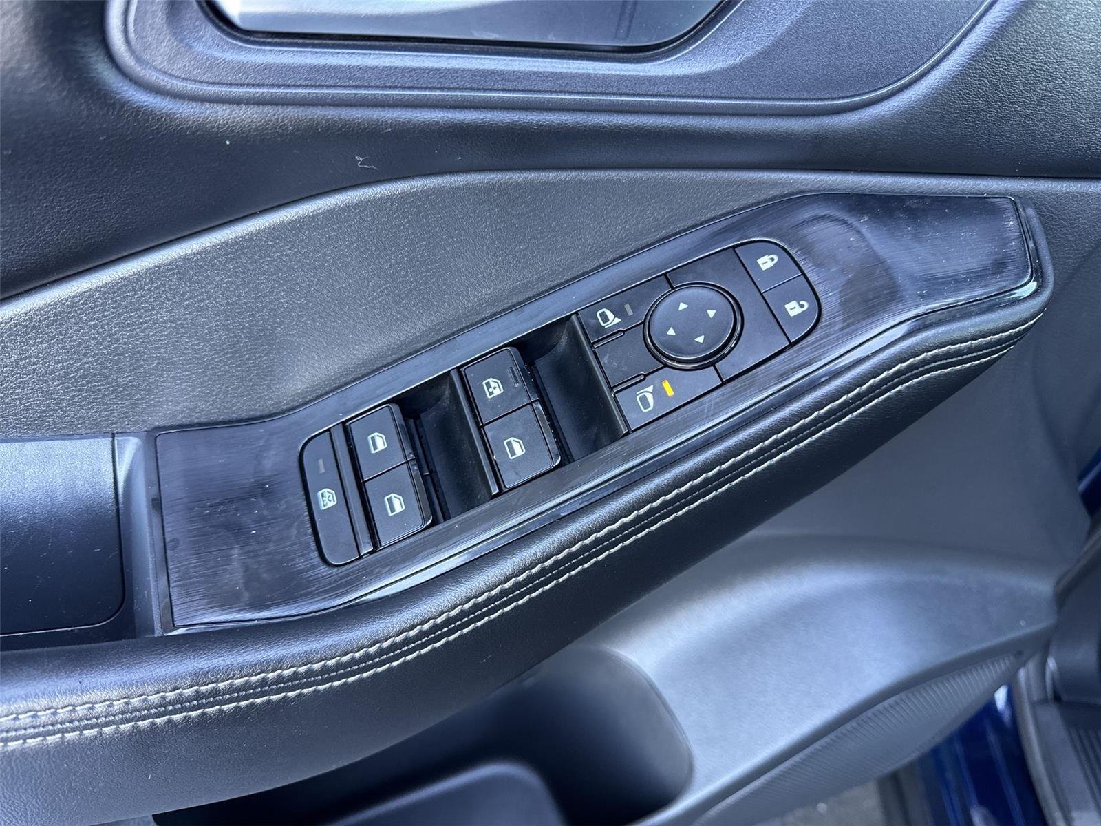 2024 Nissan Rogue SV - Photo 27