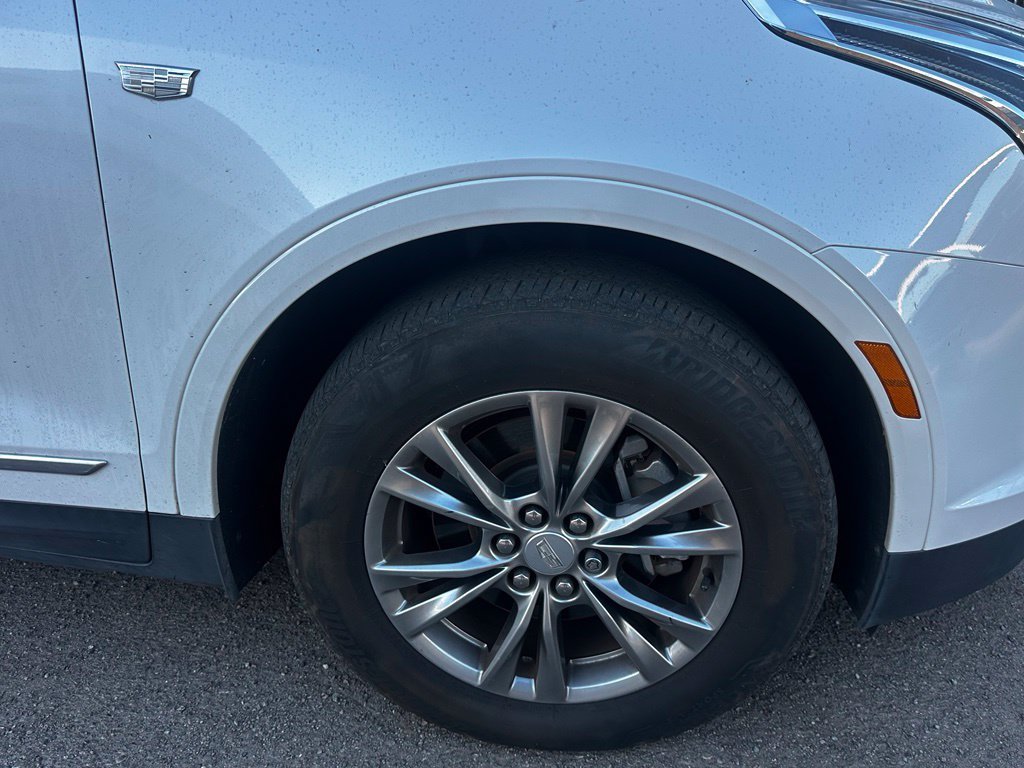 Used 2020 White Cadillac Premium Luxury image 27