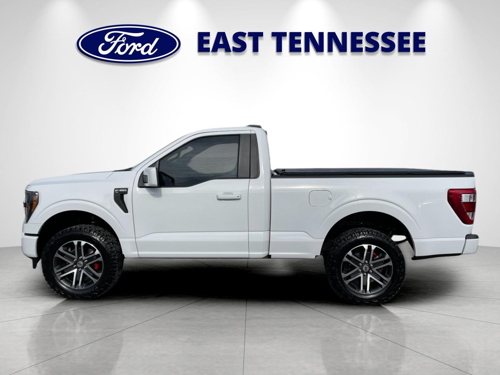 Used 2023 White Ford XL image 6