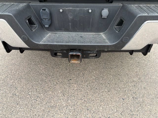 Used 2022 Gray Metallic Ford XLT image 5