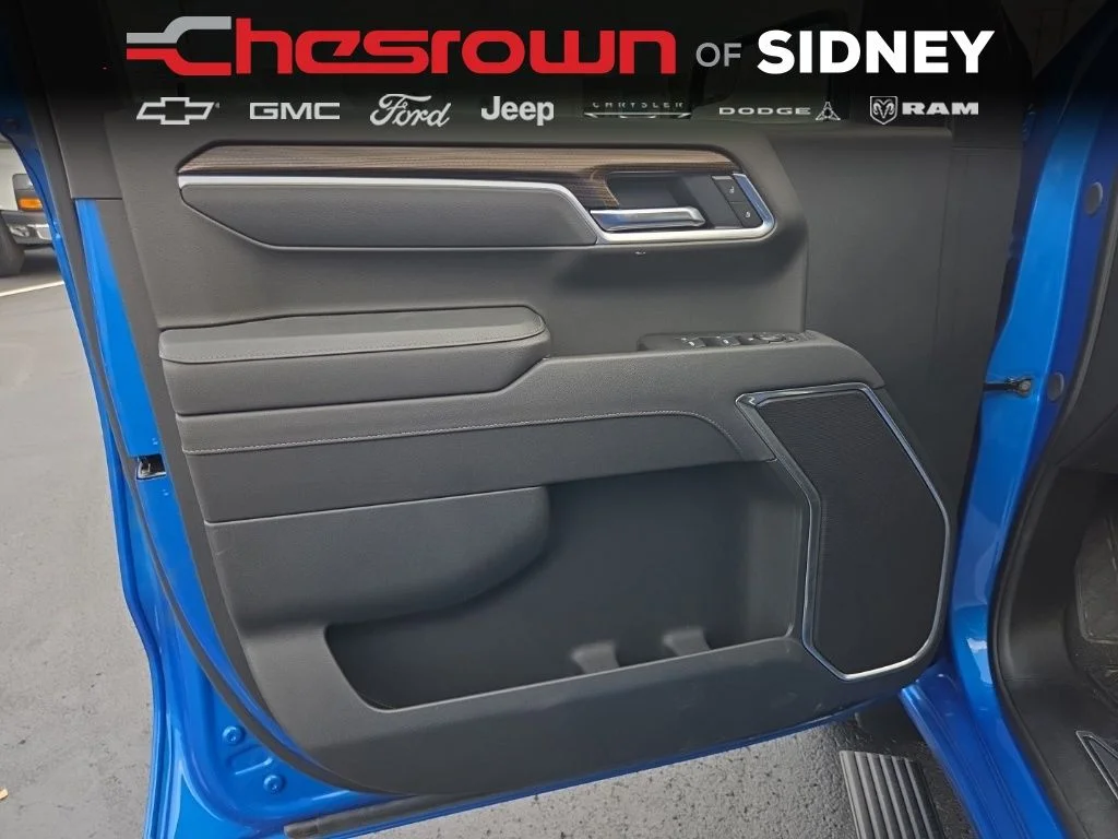 Used 2025 Blue Chevrolet LT image 19