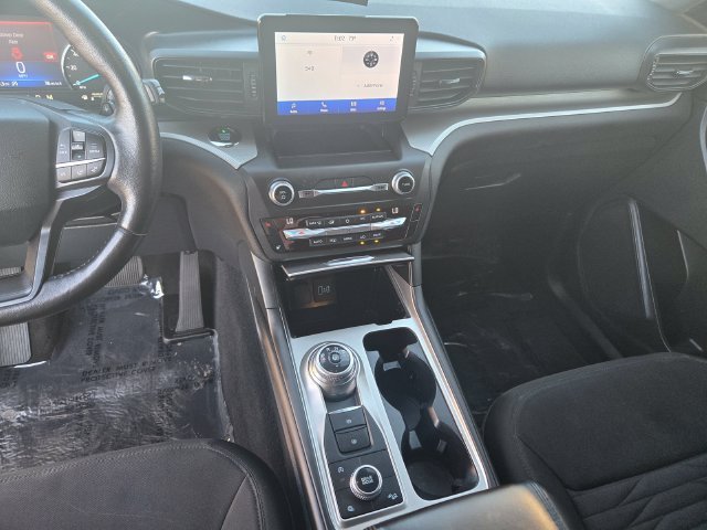 Used 2020 Black Ford XLT image 16