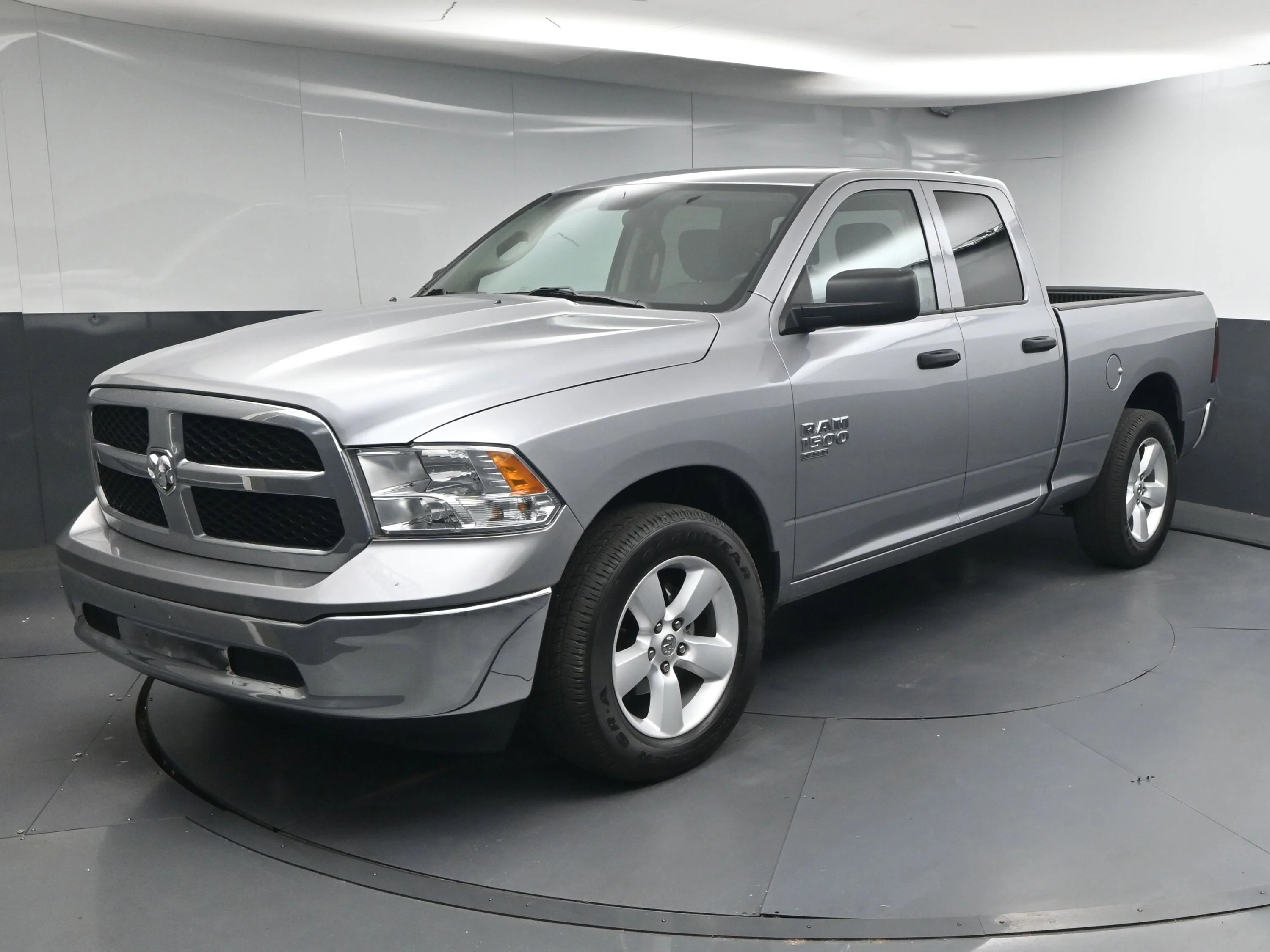 Used 2024 Billet Silver Metallic Clearcoat Ram SLT image 3