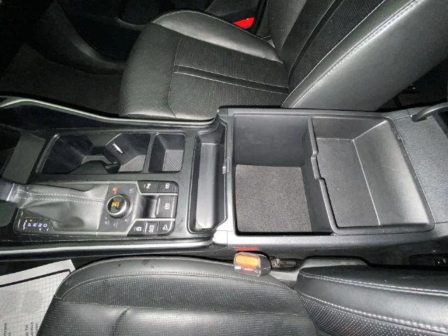 Used 2024 Black Kia S image 21