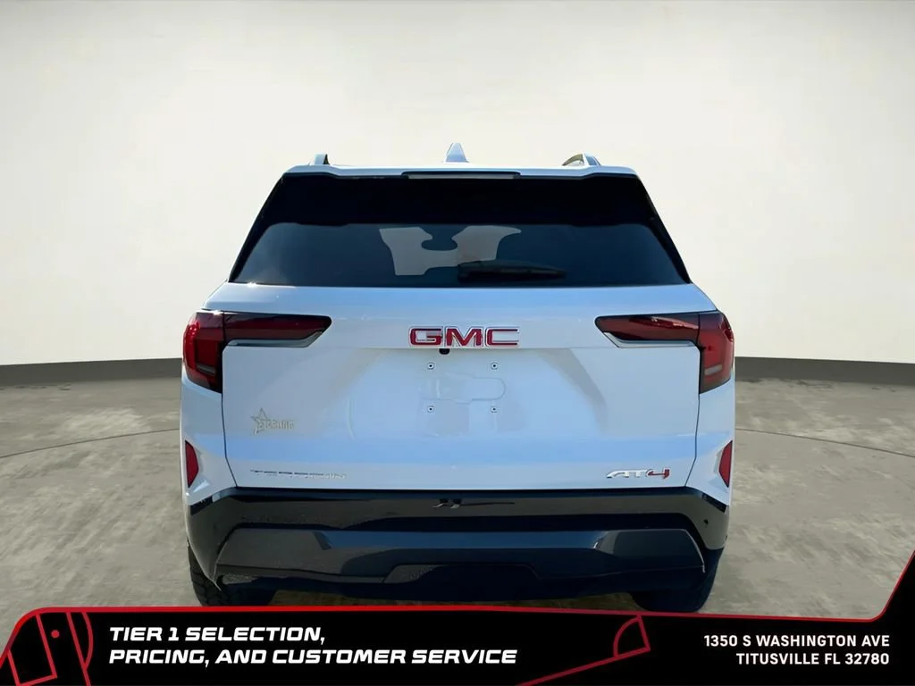 New 2026 Summit White GMC AT4 image 8