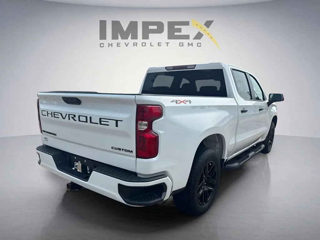 Used 2024 Summit White Chevrolet Custom image 5