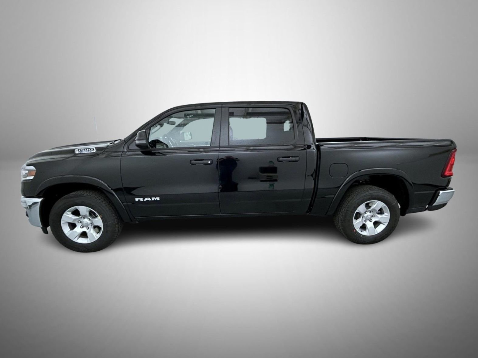 New 2026 Diamond Black Crystal Pearlcoat RAM Big Horn/Lone Star image 8