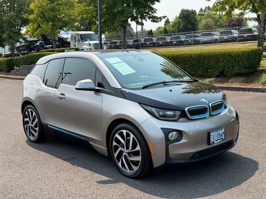 Used 2014 BMW i3 Base with VIN WBY1Z2C51EV283983 for sale in Gresham, OR